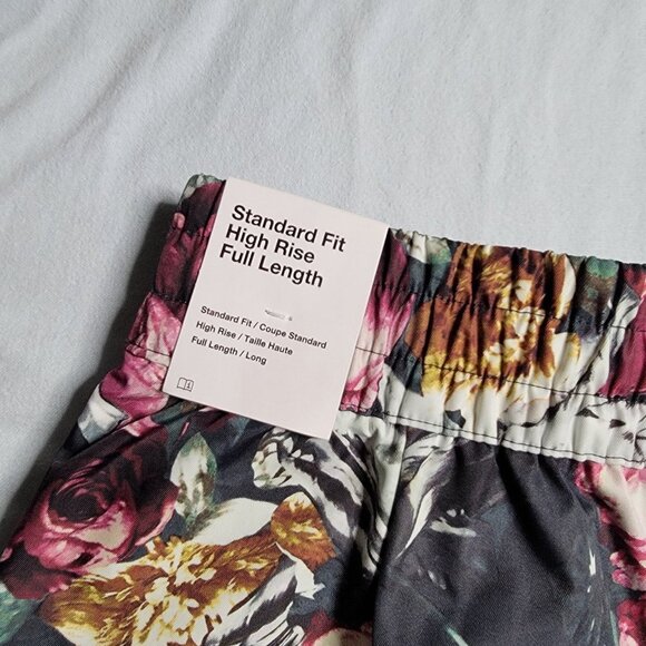 Womens Nike Sportwear Storm-Fit Tech Pack Pants Size Small - Picture 9 of 11